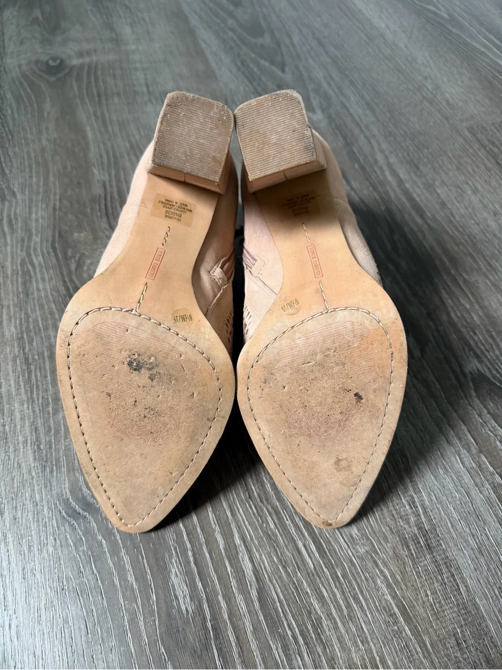 Vince Camuto stylish perforated
